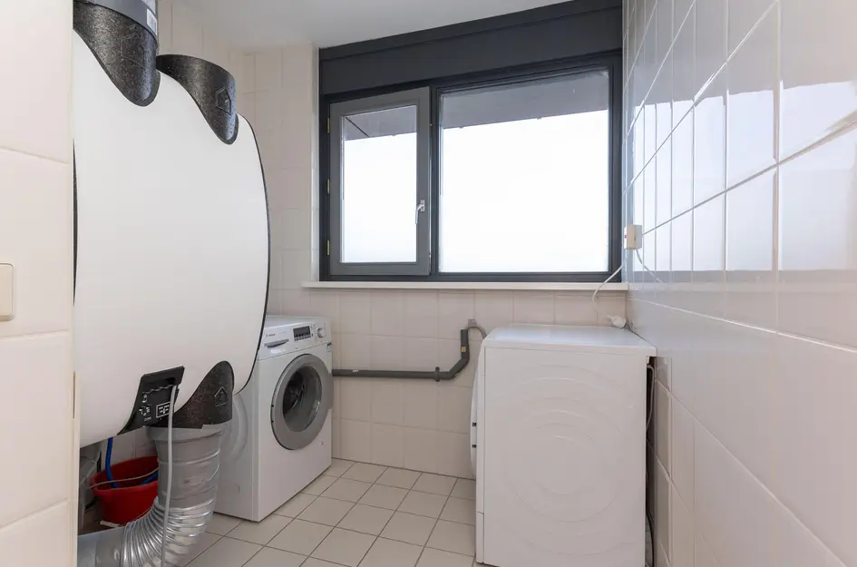 John Raedeckerhof 13