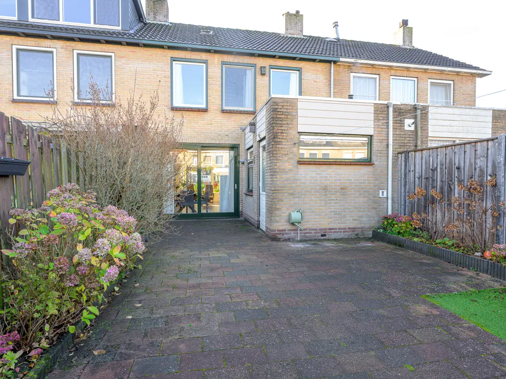 Elzenlaan 81, HEERHUGOWAARD