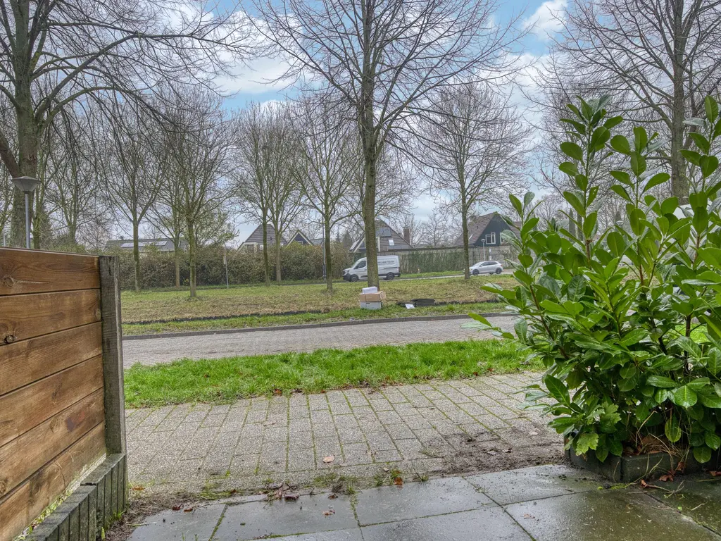 Nachtegaal 55, HOORN