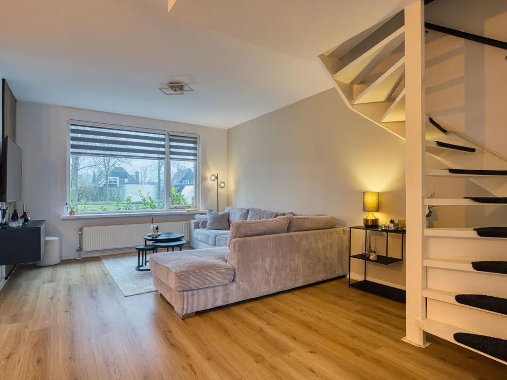 Nachtegaal 55, HOORN