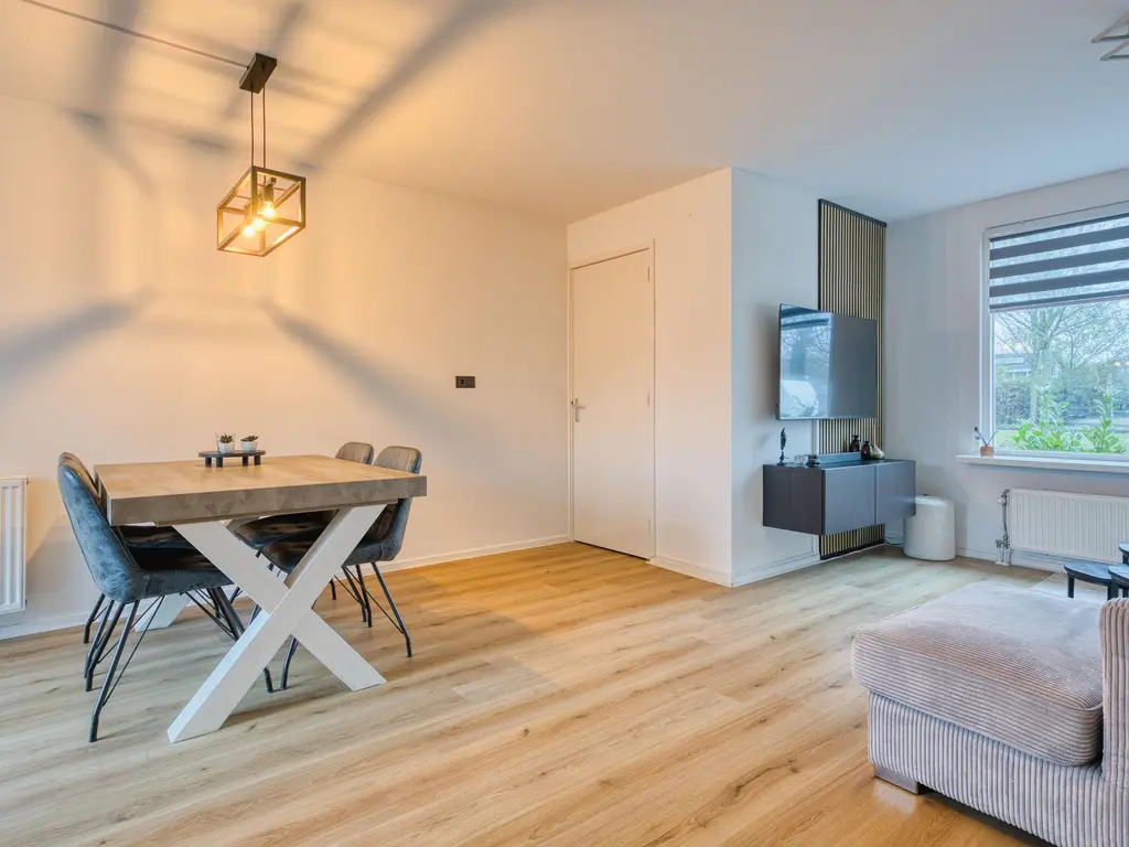 Nachtegaal 55, HOORN