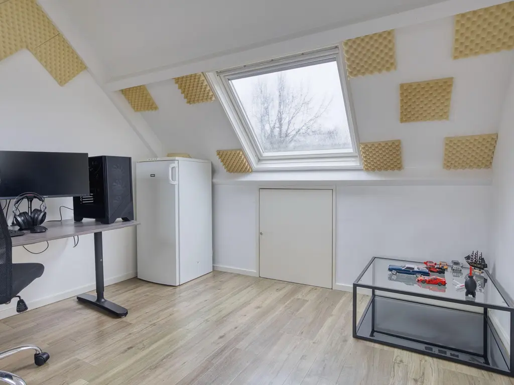 Nachtegaal 55, HOORN