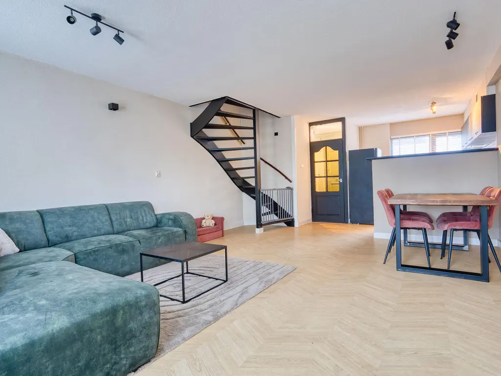 Anemonenlaan 94, HOOGKARSPEL