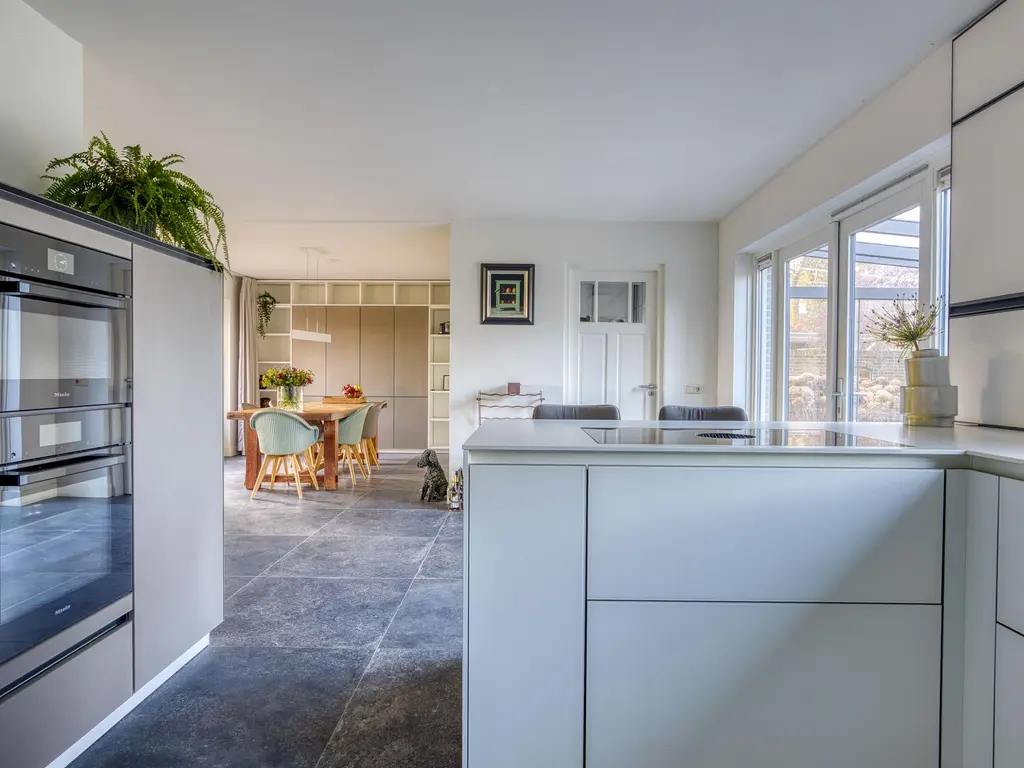 Koewijzend 43A, ZWAAG