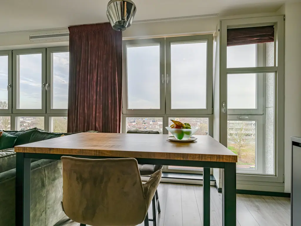 Lapis Lazuli 160, HEERHUGOWAARD