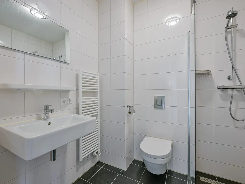 Lapis Lazuli 160, HEERHUGOWAARD