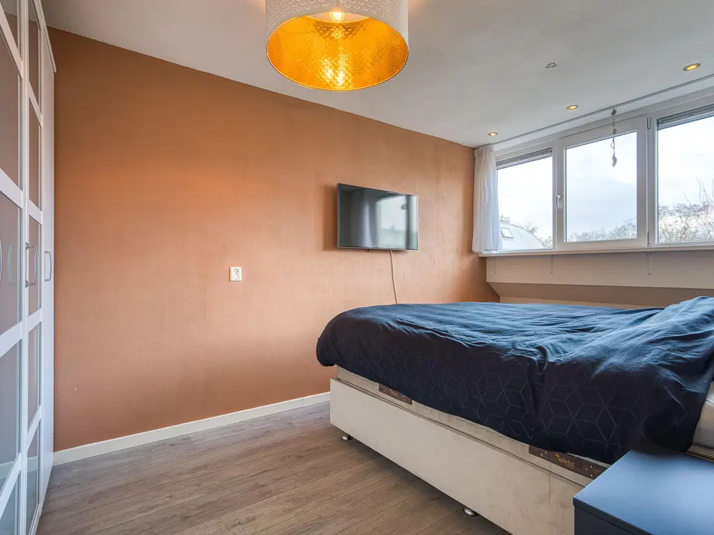 Cees Buddingh'hof 117, HOORN