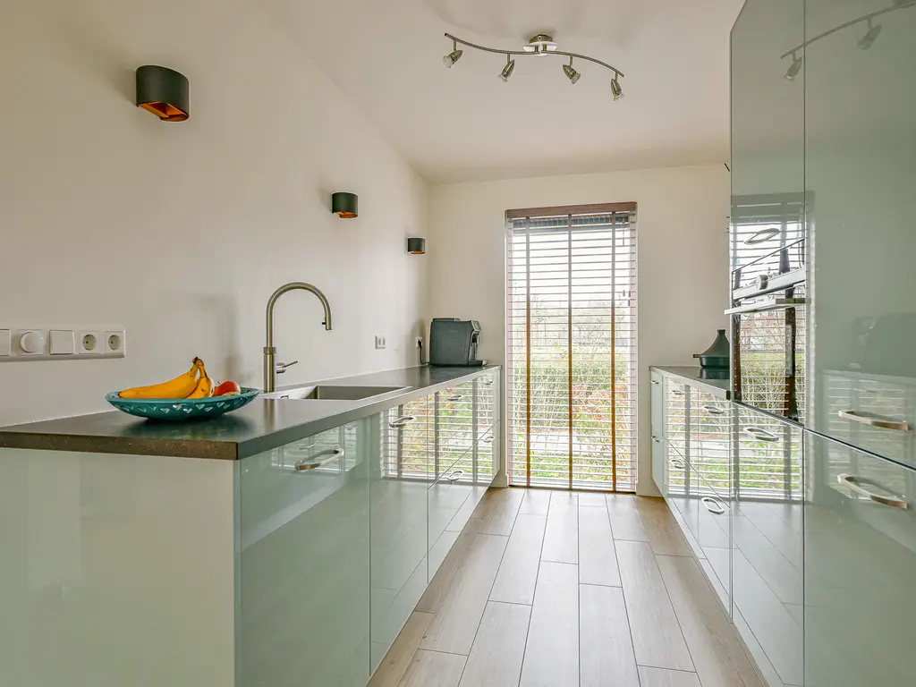 Aagje Dekentuin 28, HEERHUGOWAARD