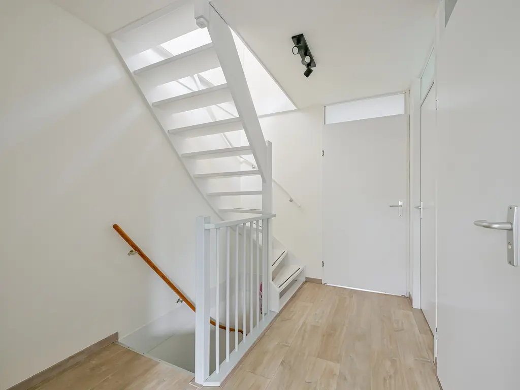 Aagje Dekentuin 28, HEERHUGOWAARD