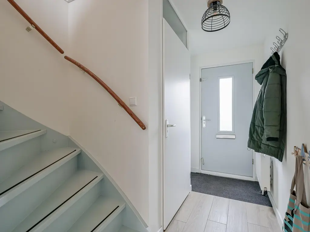 Aagje Dekentuin 28, HEERHUGOWAARD