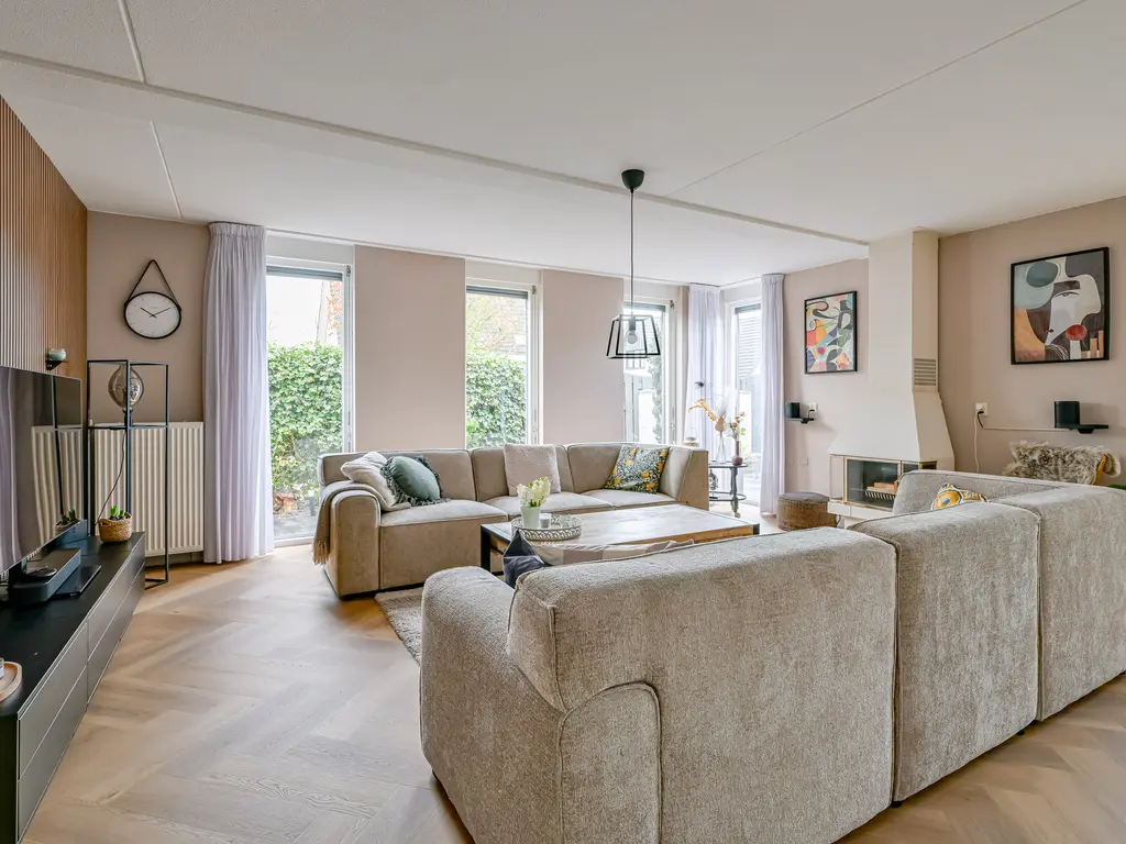 Diepsmeer 1, HEERHUGOWAARD