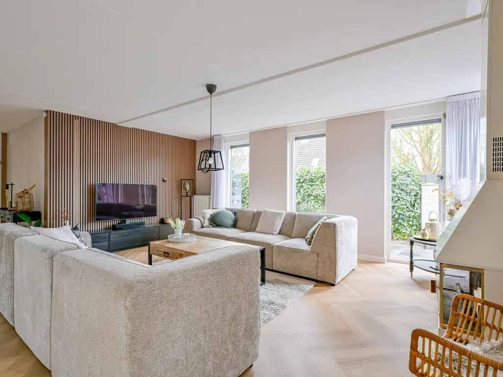 Diepsmeer 1, HEERHUGOWAARD