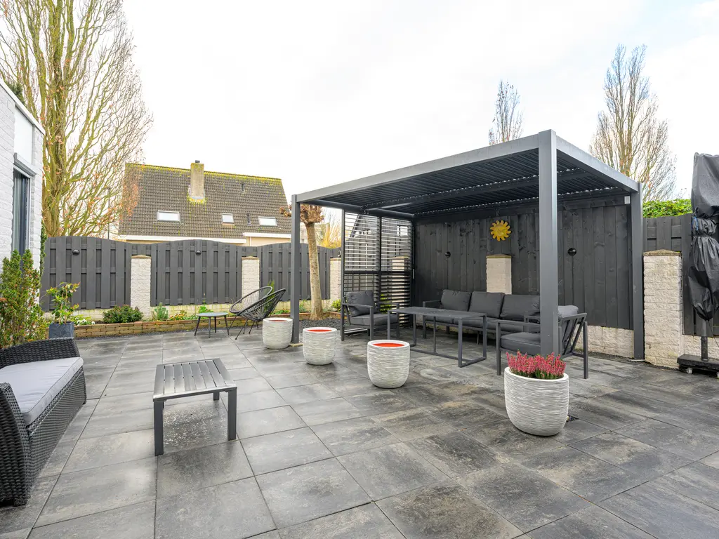 Diepsmeer 1, HEERHUGOWAARD