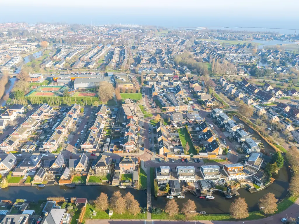 Optimist 10, MEDEMBLIK