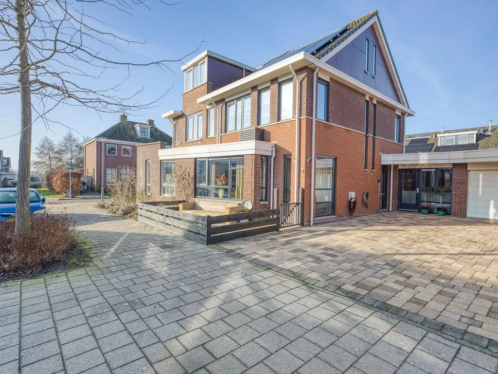 Optimist 10, MEDEMBLIK