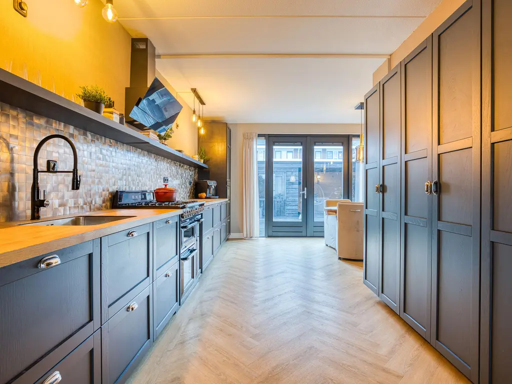 Optimist 10, MEDEMBLIK