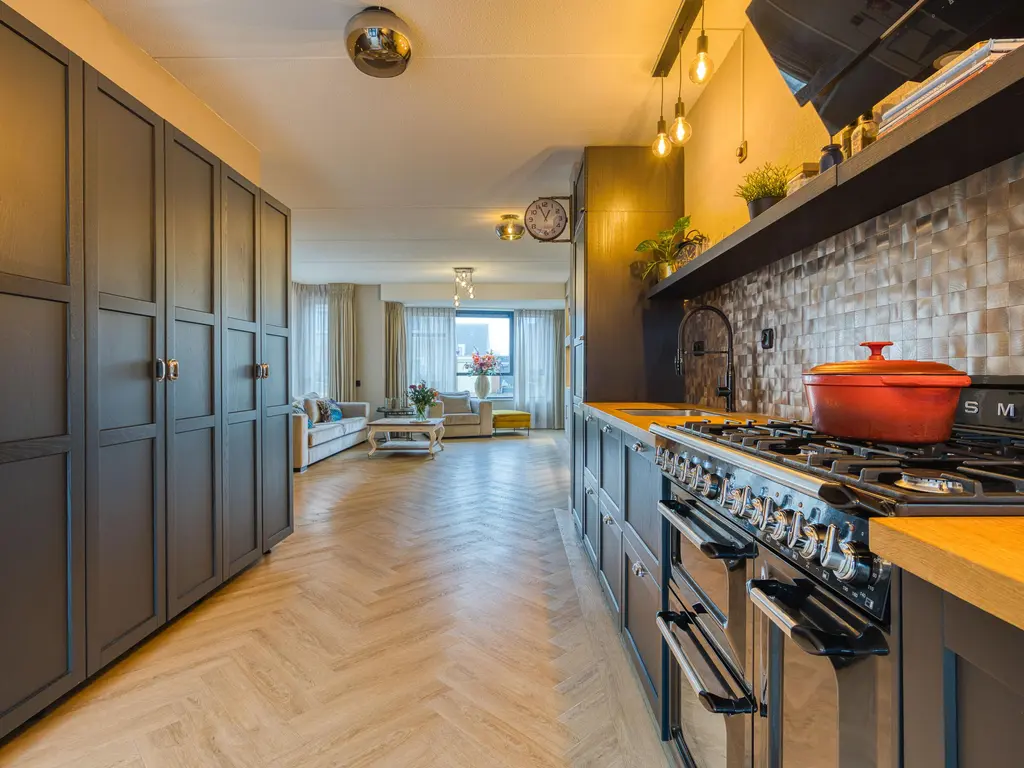 Optimist 10, MEDEMBLIK