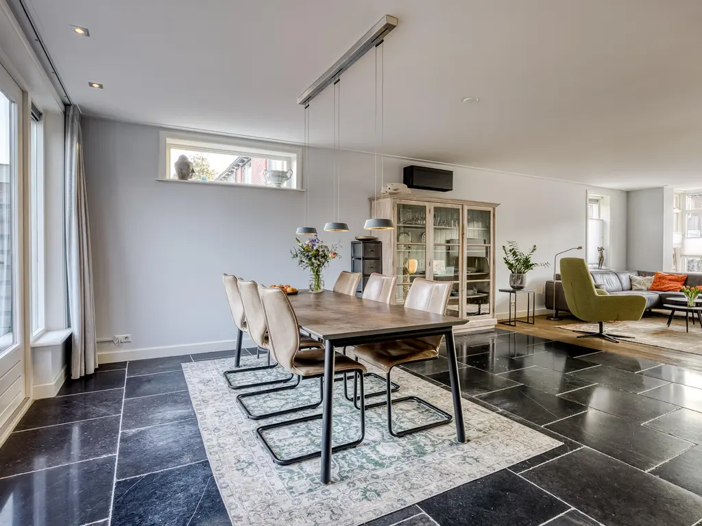 Julianastraat 29, HOOGKARSPEL