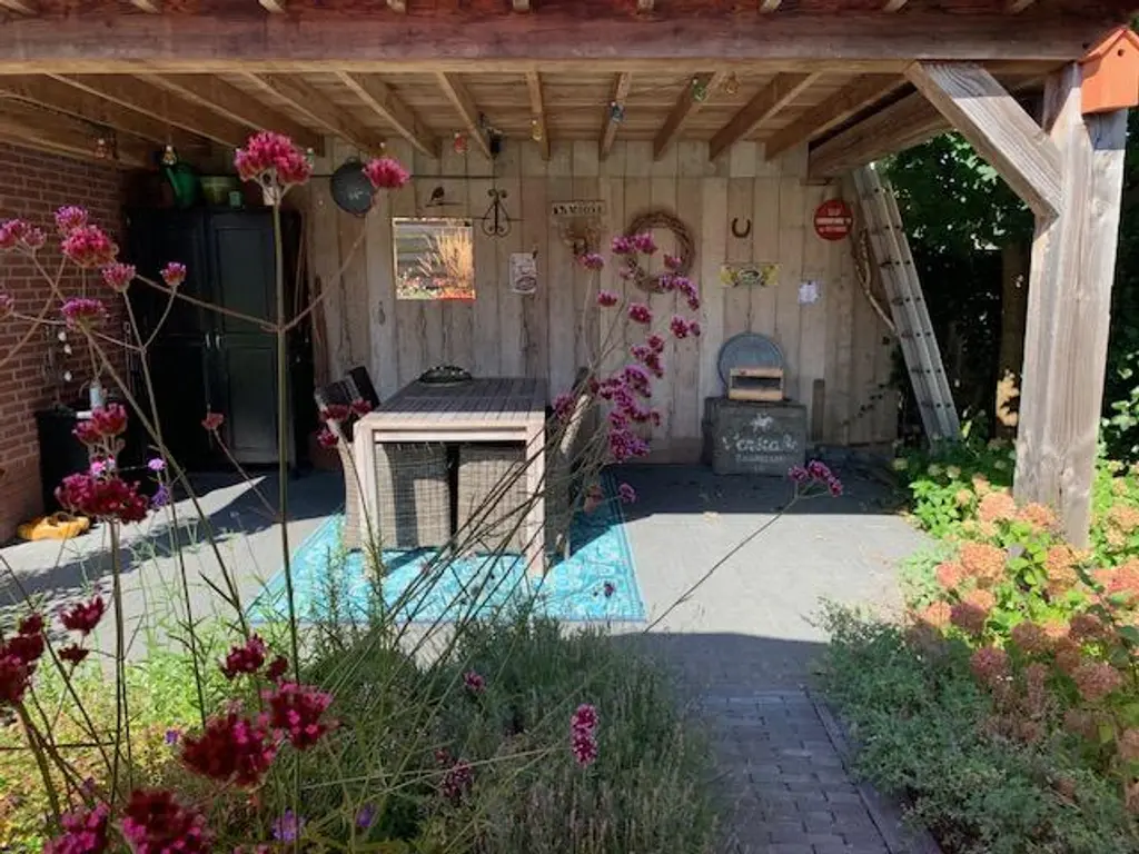 Julianastraat 29, HOOGKARSPEL