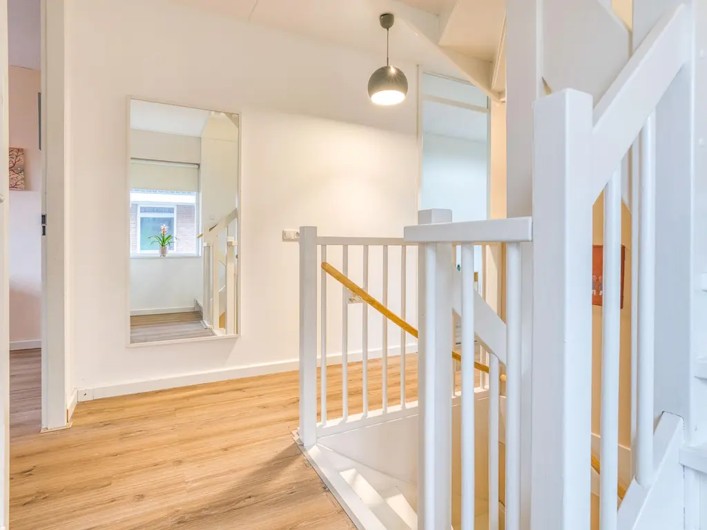 Jan Doustraat 34, ZWAAG