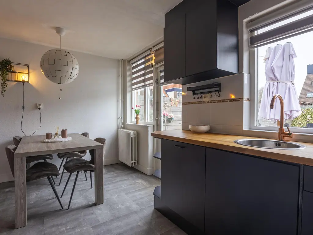 Boterbloem 111, ZWAAG