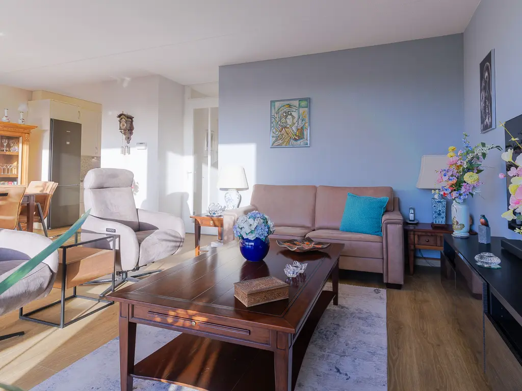 IJsvogel 23, BLOKKER