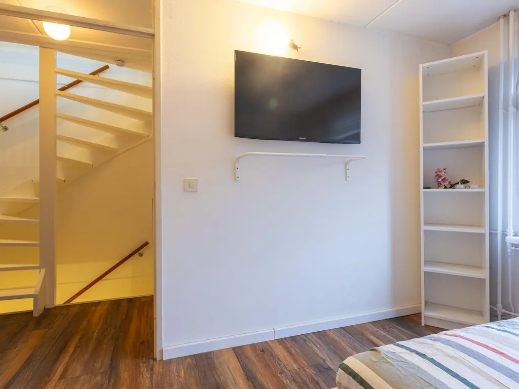 Ridderspoor 33, ZWAAG