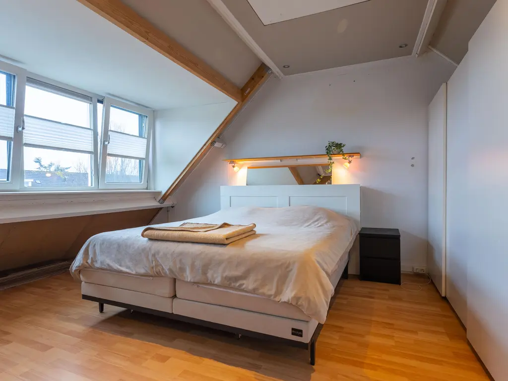 Ridderspoor 33, ZWAAG