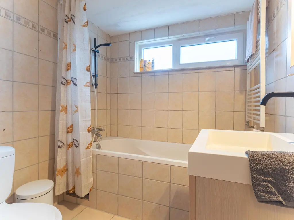 Ridderspoor 33, ZWAAG