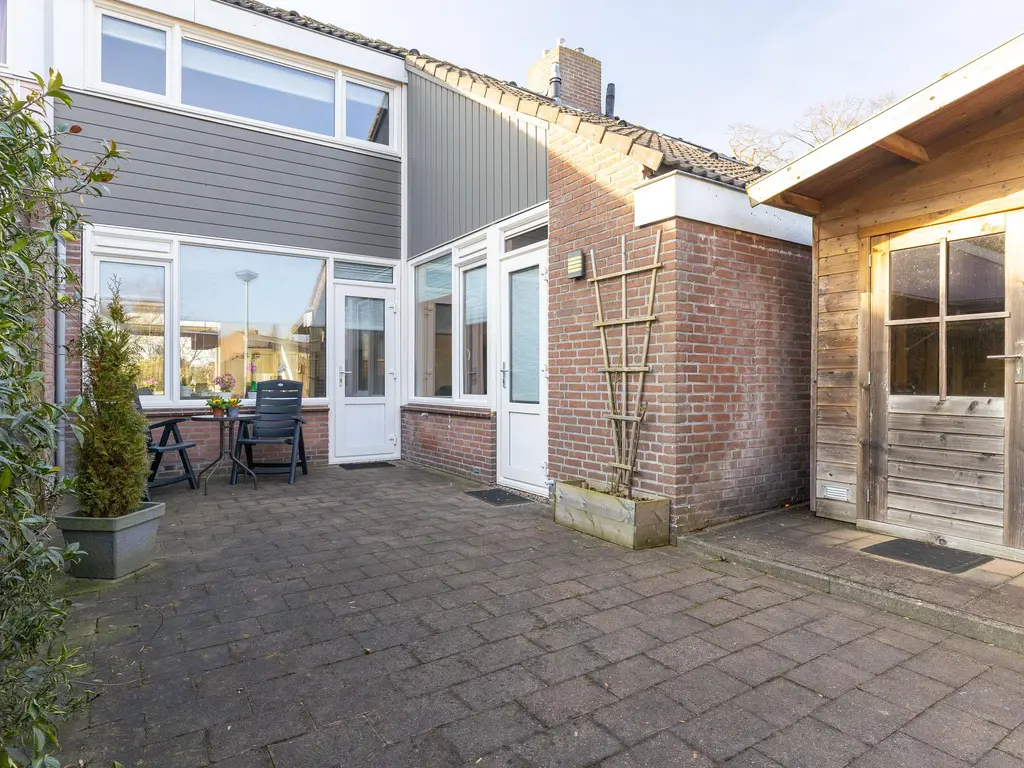 Pieter Wariuslaan 68, MIDWOUD