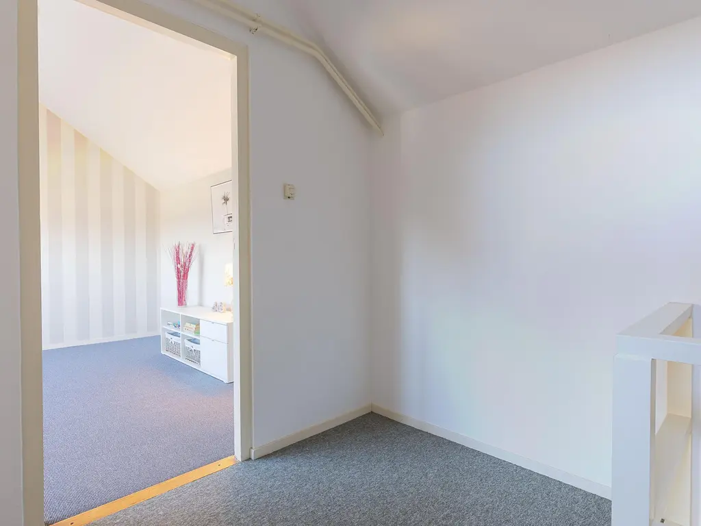 Pieter Wariuslaan 68, MIDWOUD