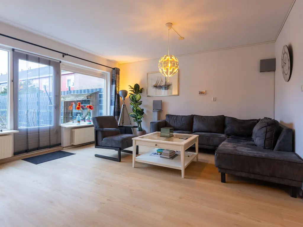 Boogschutter 129, HOORN