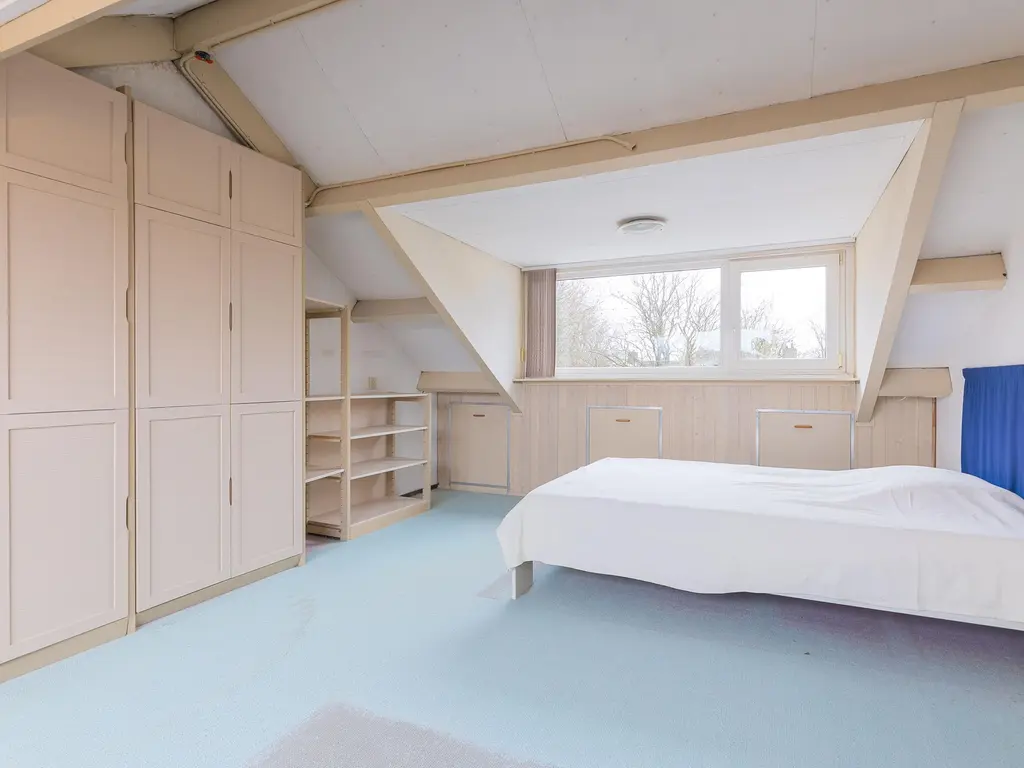 Bessegaard 15, ZWAAG