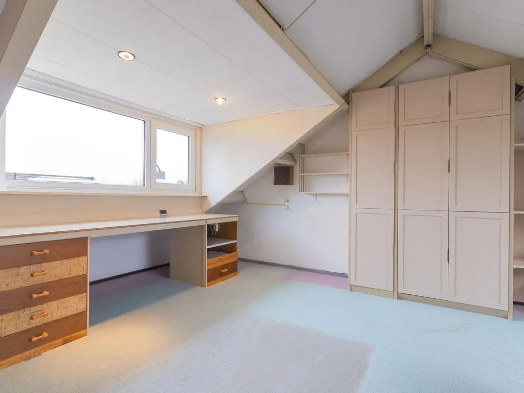 Bessegaard 15, ZWAAG