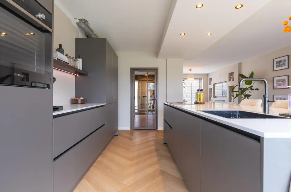 Burgemeester Elmersstraat 36