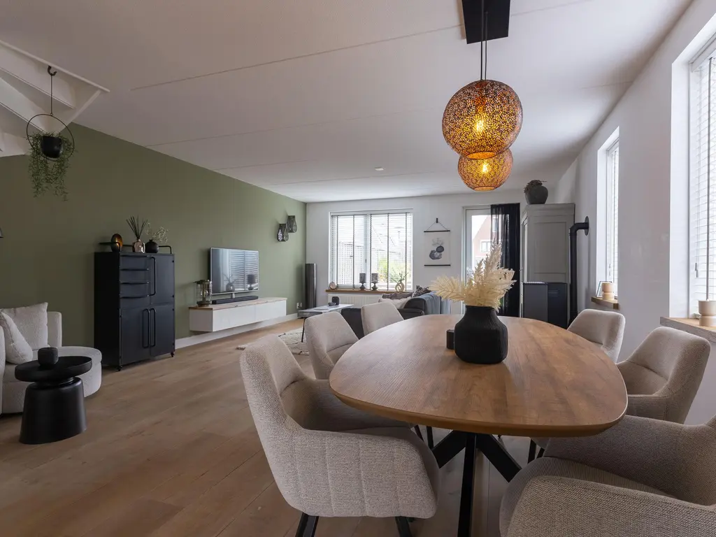 Lage Hoek 117, ZWAAG