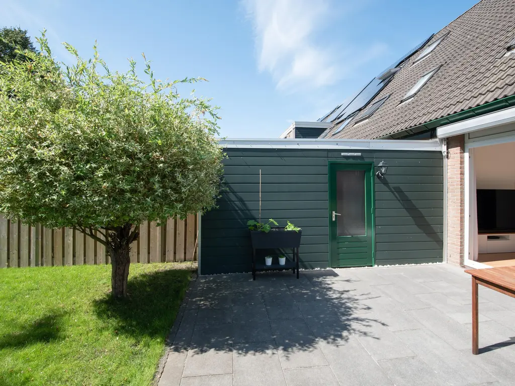 Zwanebloem 1, ZWAAG