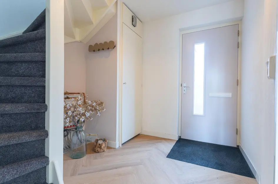 John Raedeckerhof 175