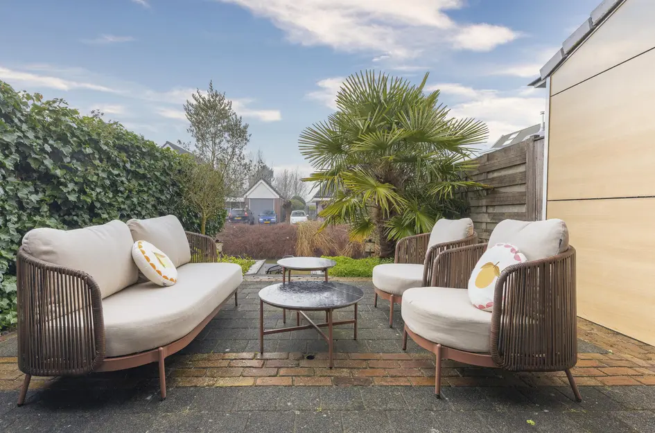 John Raedeckerhof 175