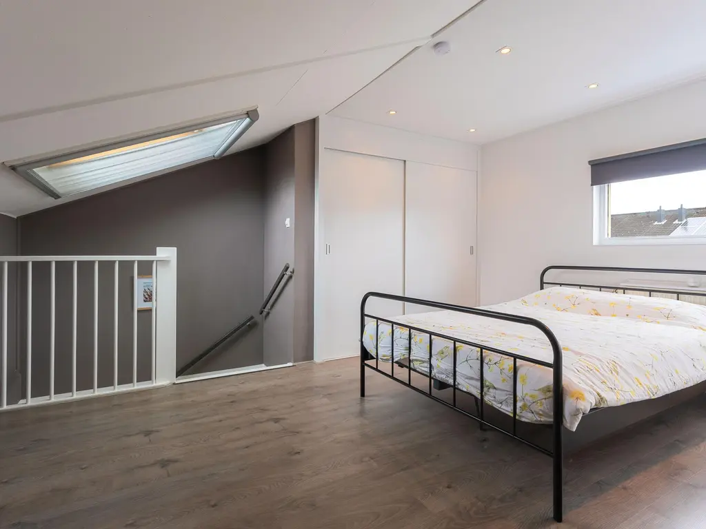 Breitnerhof 40, HOORN