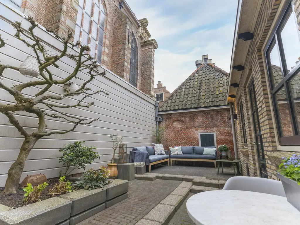 Grote Oost 64, HOORN