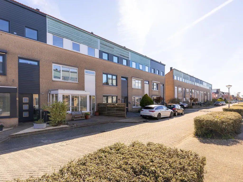 Gerard den Brabanderhof 67, HOORN