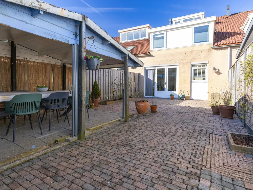 Gerard den Brabanderhof 67, HOORN