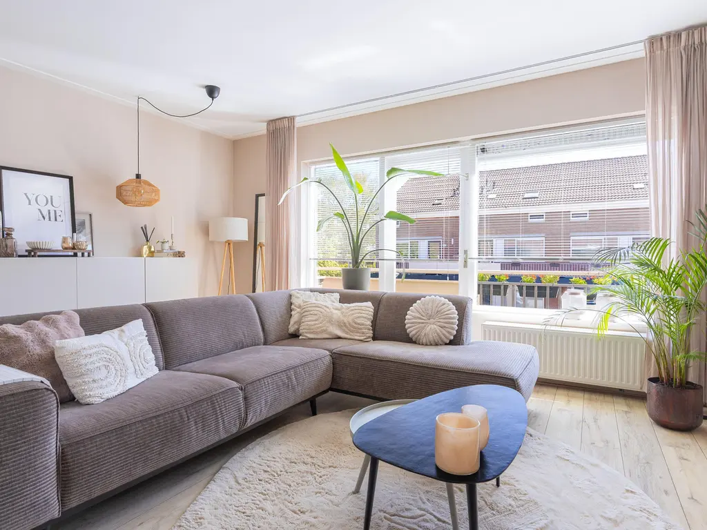 Poolster 93, HOORN