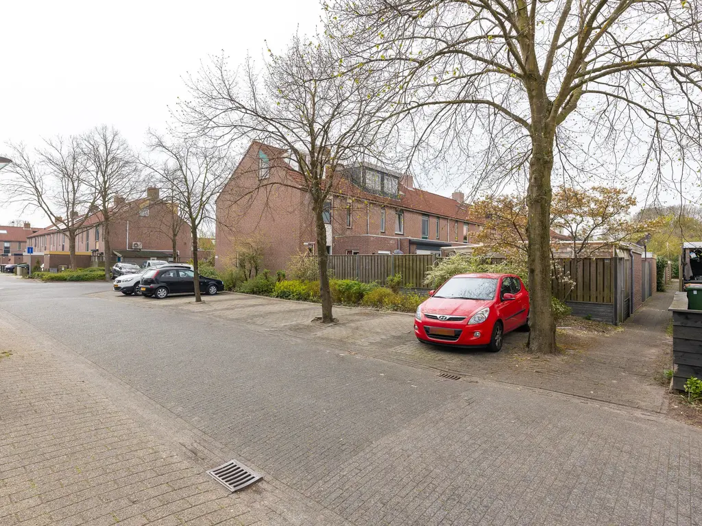 Butterwoud 17, ZWAAG