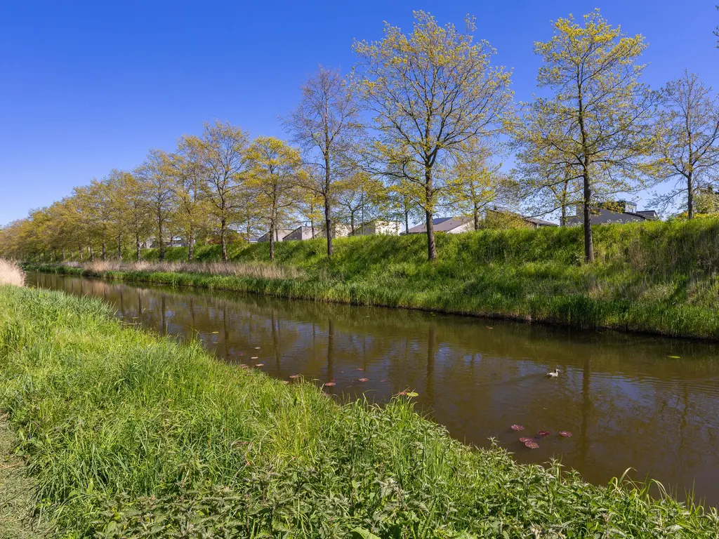 Drecht 27, HEERHUGOWAARD