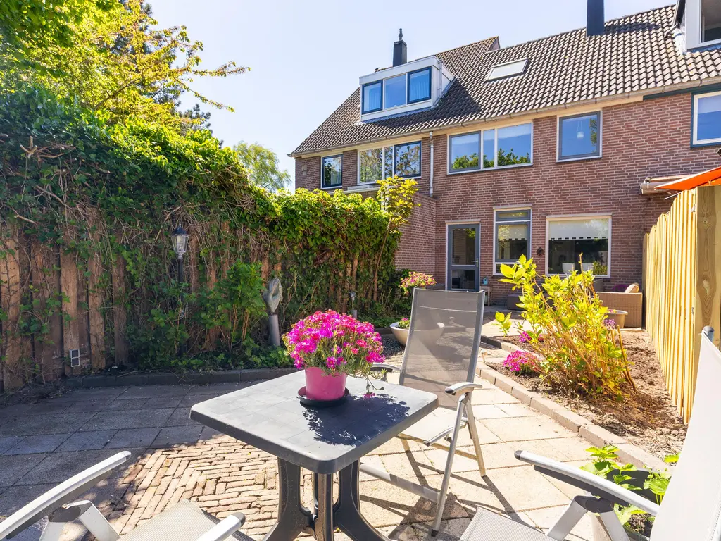 Drecht 27, HEERHUGOWAARD