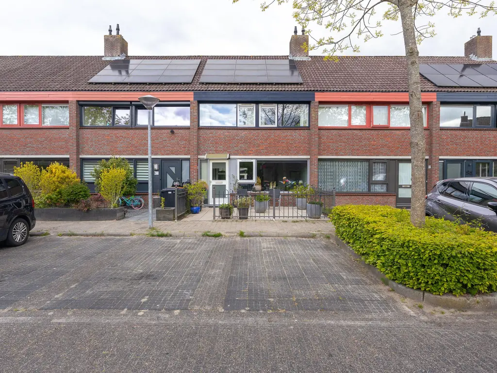 Langetuin 98, ZWAAG