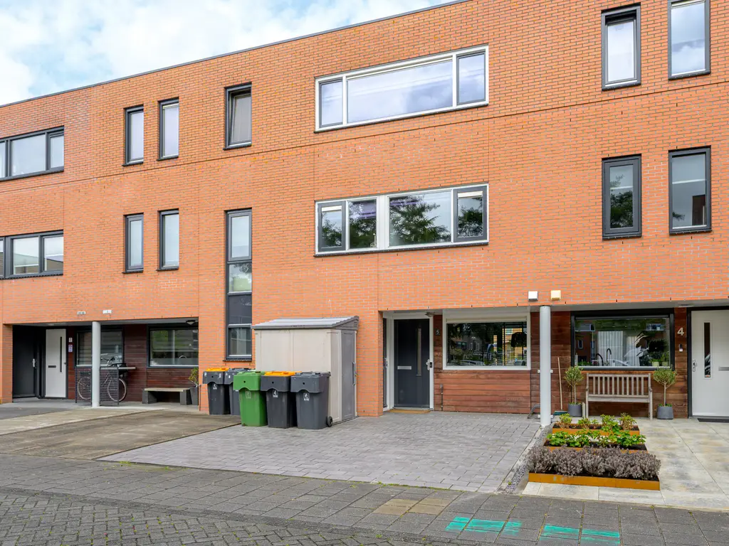 Rie Beisenherzland 5, HEERHUGOWAARD