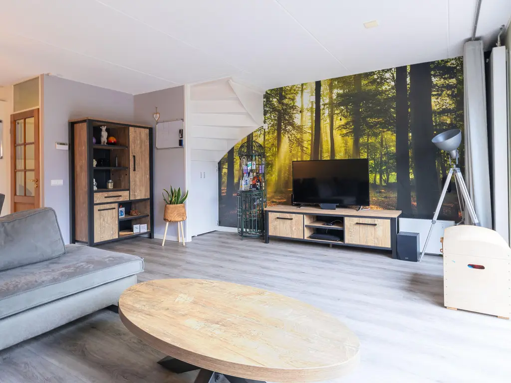 Kinderbalk 7, HOORN